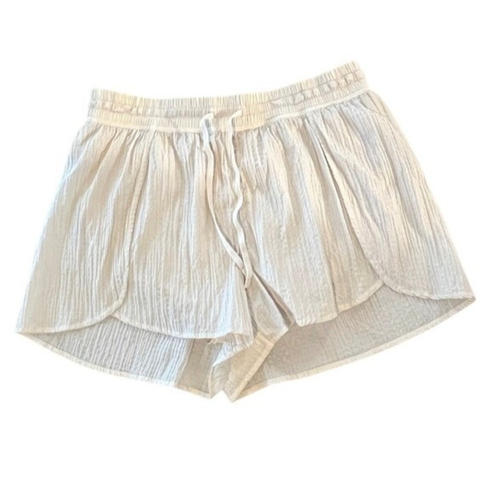 Lululemon Seersucker Mesh Lined Shorts Womens XS White Athletic 1663